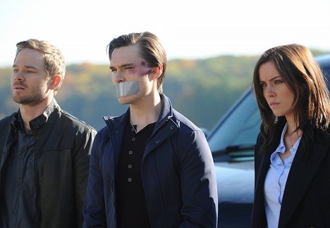 Shawn Ashmore, Sam Underwood, Jessica Stroup - The Following - Fly Away - Do filme
