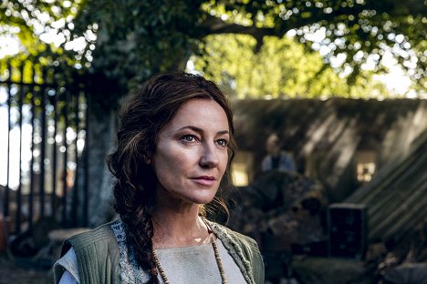 Orla Brady - Into the Badlands - Chapter XVII: Enter the Phoenix - De la película