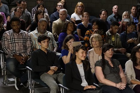 Anthony Anderson, Laurence Fishburne, Jenifer Lewis, Tracee Ellis Ross, Marcus Scribner, Yara Shahidi - Black-ish - Juneteenth: The Musical - Filmfotók