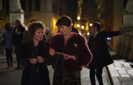 Imelda Staunton, Celia Imrie - Táncterápia - Filmfotók