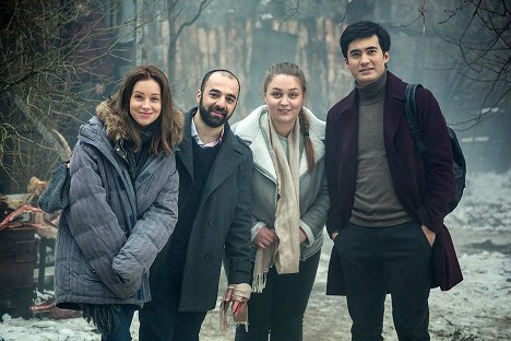 Irina Temicheva, Sofya Zayka, Sanzhar Madiev - Foto na pamjať - De filmagens