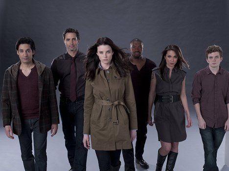 Stephen Lobo, Victor Webster, Rachel Nichols, Roger Cross, Lexa Doig, Erik Knudsen - Continuum - Season 2 - Promoción