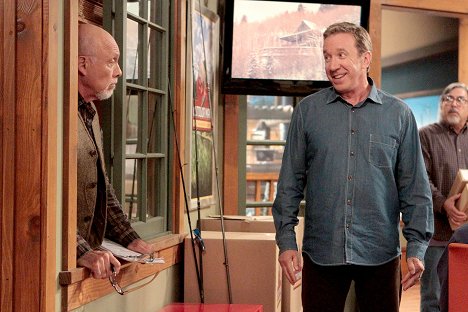 Hector Elizondo, Tim Allen - Last Man Standing - Voting - Photos