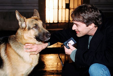 Rhett Butler-koira, Gedeon Burkhard - Poliisikoira Rex - Kuolema vaanii verkossa - Kuvat elokuvasta