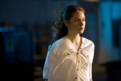 Karen Gillan - Doctor Who - A Good Man Goes to War - Photos