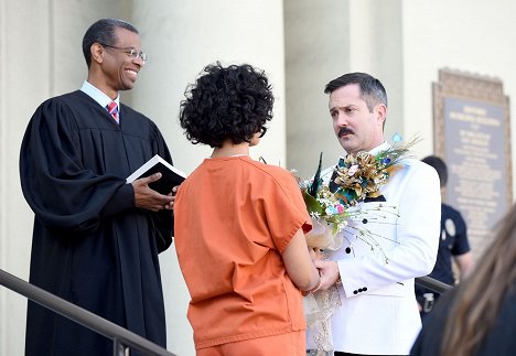 Phil LaMarr, Thomas Lennon - Lethal Weapon - Leo Getz Hitched - Photos