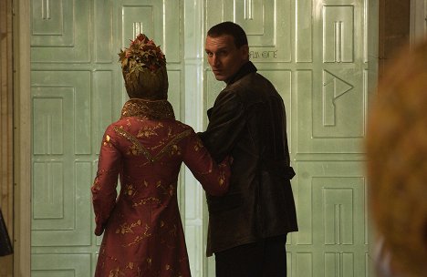Christopher Eccleston - Doctor Who - The End of the World - Photos