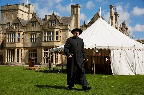 Mark Williams - Father Brown - The Cat Of Mastigatus - Van film