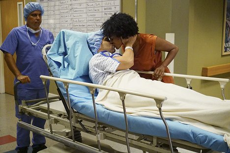 Wilmer Valderrama, Jerrika Hinton - Grey's Anatomy - You're Gonna Need Someone on Your Side - Photos