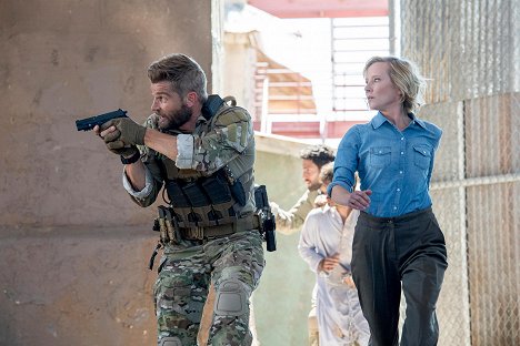 Mike Vogel, Anne Heche - The Brave - Break Out - Photos