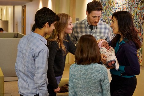 Erika Christensen, Sam Jaeger - Parenthood - Bevor du gehst - Filmfotos