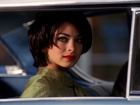 Kristin Kreuk - Smallville - Relic - Van film