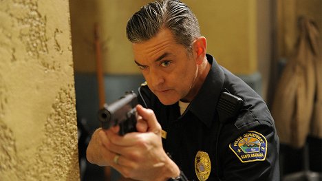 Timothy Omundson - Psych - Someone's Got a Woody - Photos