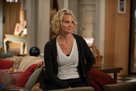 Monica Potter - Parenthood - All That's Left Is the Hugging - Photos