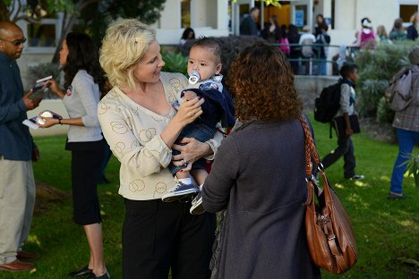 Monica Potter - Parenthood - Election Day - Do filme