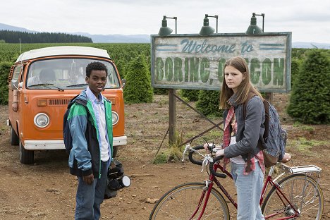 Jahi Di'Allo Winston, Peyton Kennedy - Everything Sucks! - Plutonium - De la película