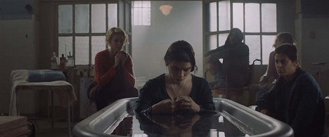 Belén Rueda, Eva De Dominici - No dormirás - Z filmu