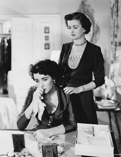 Elizabeth Taylor, Joan Bennett - Nevěstin otec - Z filmu