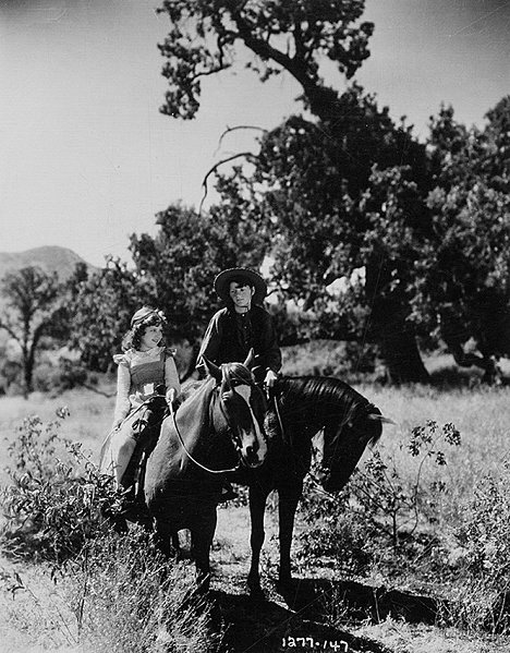 Mitzi Green, Junior Durkin - The Santa Fe Trail - Filmfotos