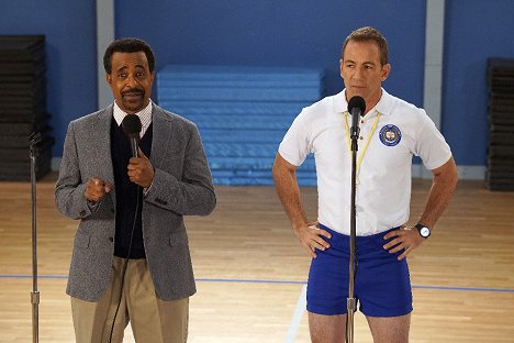 Tim Meadows, Bryan Callen - The Goldbergs - The Day After the Day After - Kuvat elokuvasta
