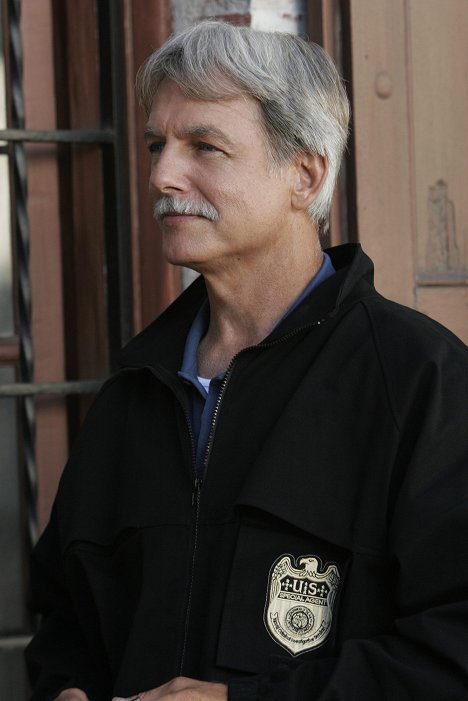 Mark Harmon - NCIS: Naval Criminal Investigative Service - Faking It - Photos