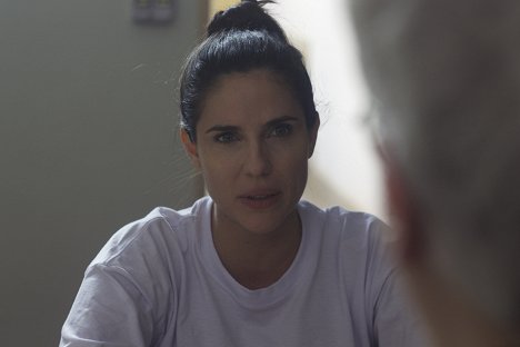 Rafaela Mandelli - O Négocio - Acordo - Film