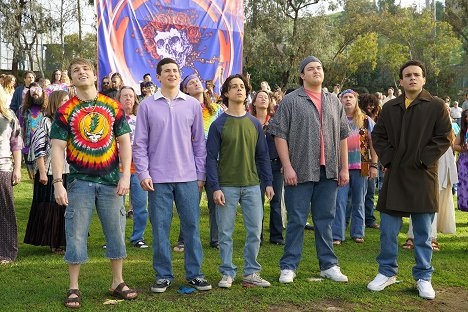 Shayne Topp, Sam Lerner, Matt Bush, Noah Munck, Troy Gentile - Les Goldberg - Un nouveau membre - Film