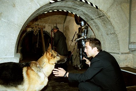 Rhett Butler-koira, Alexander Pschill - Poliisikoira Rex - Ruumis, joka olikin elossa - Kuvat elokuvasta