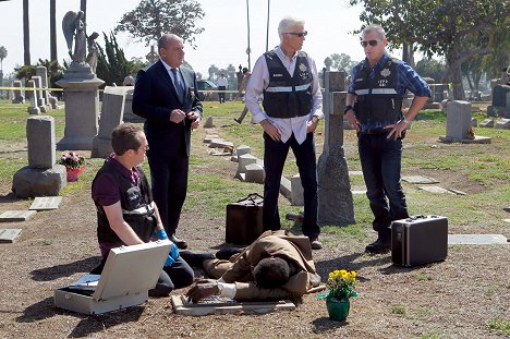 David Berman, Paul Guilfoyle, Ted Danson, George Eads - CSI: Crime Scene Investigation - Fallen Angels - Photos