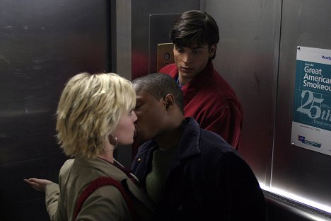 Allison Mack, Sam Jones III, Tom Welling - Smallville - Truth - Photos