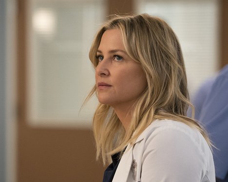 Jessica Capshaw - Grey's Anatomy - You Really Got a Hold on Me - Photos