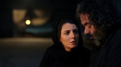 Leila Hatami, Hassan Majooni - Pig - Film