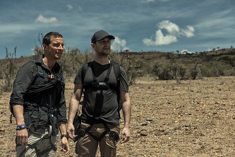 Bear Grylls, Joseph Gordon-Levitt - Running Wild with Bear Grylls - Photos