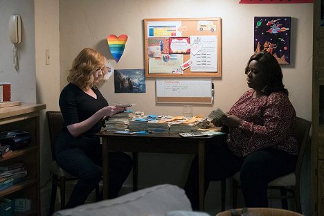 Christina Hendricks, Retta - Good Girls - Mo Money, Mo Problems - Photos