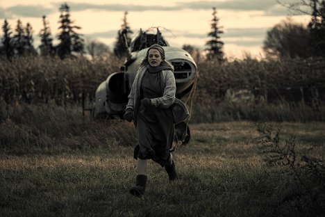 Elisabeth Moss - The Handmaid's Tale - Geschlechterverrat - Filmfotos