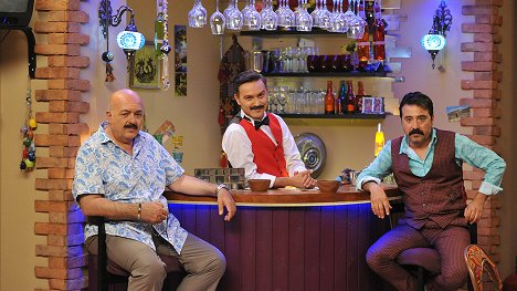 Settar Tanrıöğen, Mustafa Üstündağ - Bu Sayılmaz - Episode 2 - Dreharbeiten