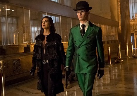 Morena Baccarin, Cory Michael Smith - Gotham - To Our Deaths and Beyond - De la película