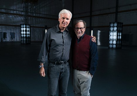 James Cameron, Steven Spielberg - James Cameron's Story of Science Fiction - Werbefoto