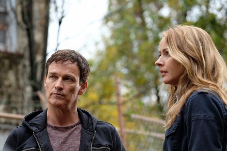 Stephen Moyer, Amy Acker - The Gifted - 3 X 1 - Do filme
