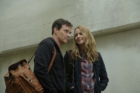 Stephen Moyer, Amy Acker - The Gifted - 3 x 1 - Filmfotos