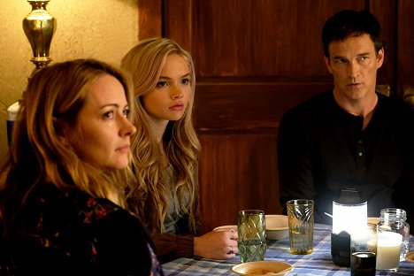 Amy Acker, Natalie Alyn Lind, Stephen Moyer - The Gifted - Mesures extrêmes - Film