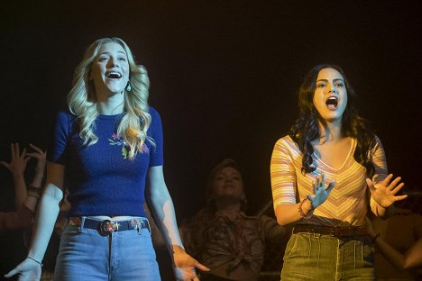 Lili Reinhart, Camila Mendes - Riverdale - Chapter Thirty-One: A Night to Remember - Photos