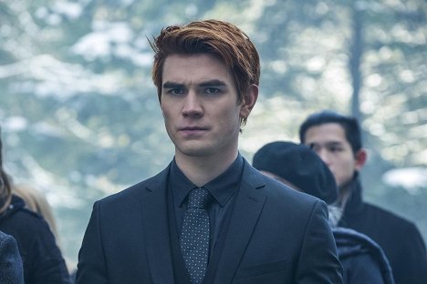 K.J. Apa - Riverdale - Chapter Thirty-Two: Prisoners - Photos