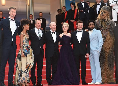 European Premiere of 'Solo: A Star Wars Story' at Palais des Festivals on May 15, 2018 in Cannes, France - Joonas Suotamo, Thandiwe Newton, Woody Harrelson, Ron Howard, Emilia Clarke, Alden Ehrenreich, Donald Glover - Solo: A Star Wars Story - Events