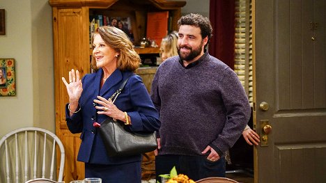 Linda Lavin, David Krumholtz - Mom - Kreplach and a Tiny Tush - Photos