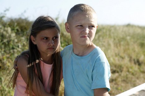 Lucy Caron, Alane Delhaye - El pequeño Quinquin - De la película