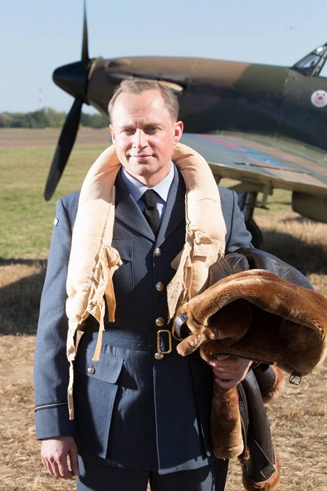 Piotr Adamczyk - 303 Squadron - Tournage