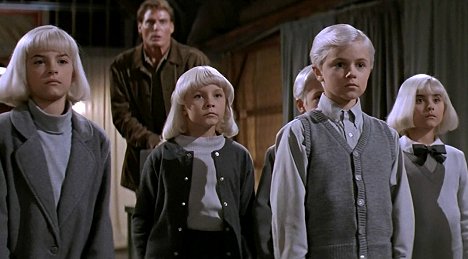 Jessye Quarry, Christopher Reeve, Lindsey Haun - Village of the Damned - Photos