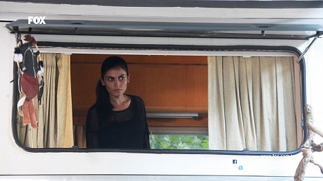 İpek Bağrıaçık - Sana Bir Sır Vereceğim - Kuvat elokuvasta