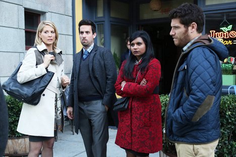 Ed Weeks, Mindy Kaling, Adam Pally - The Mindy Project - Mindy Lahiri is a Racist - Photos